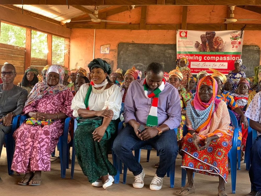 Jana Foundation with community leaders and older women